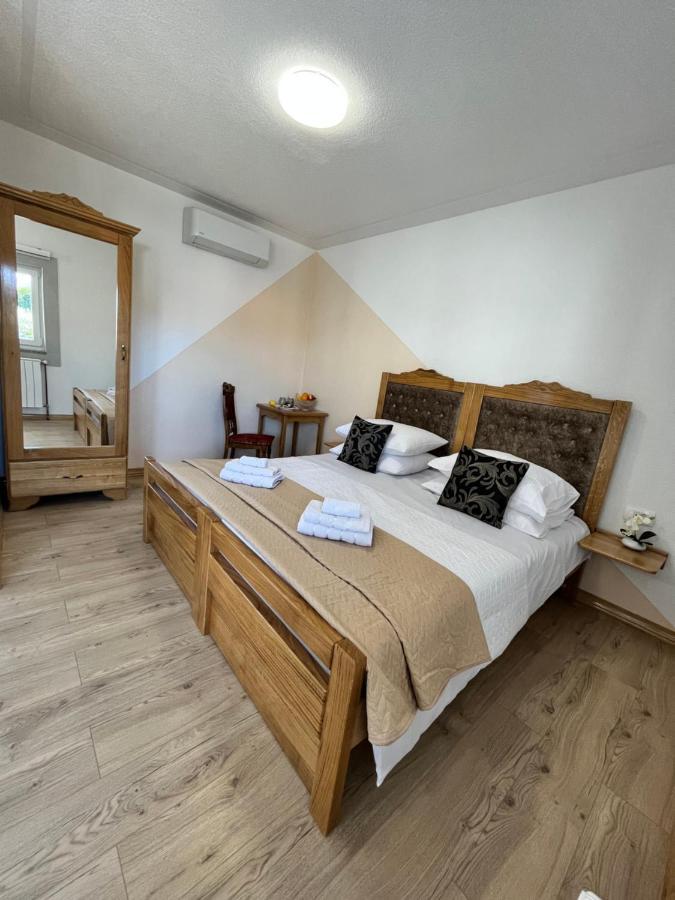 Zadvarje Mountain View Rooms מראה חיצוני תמונה